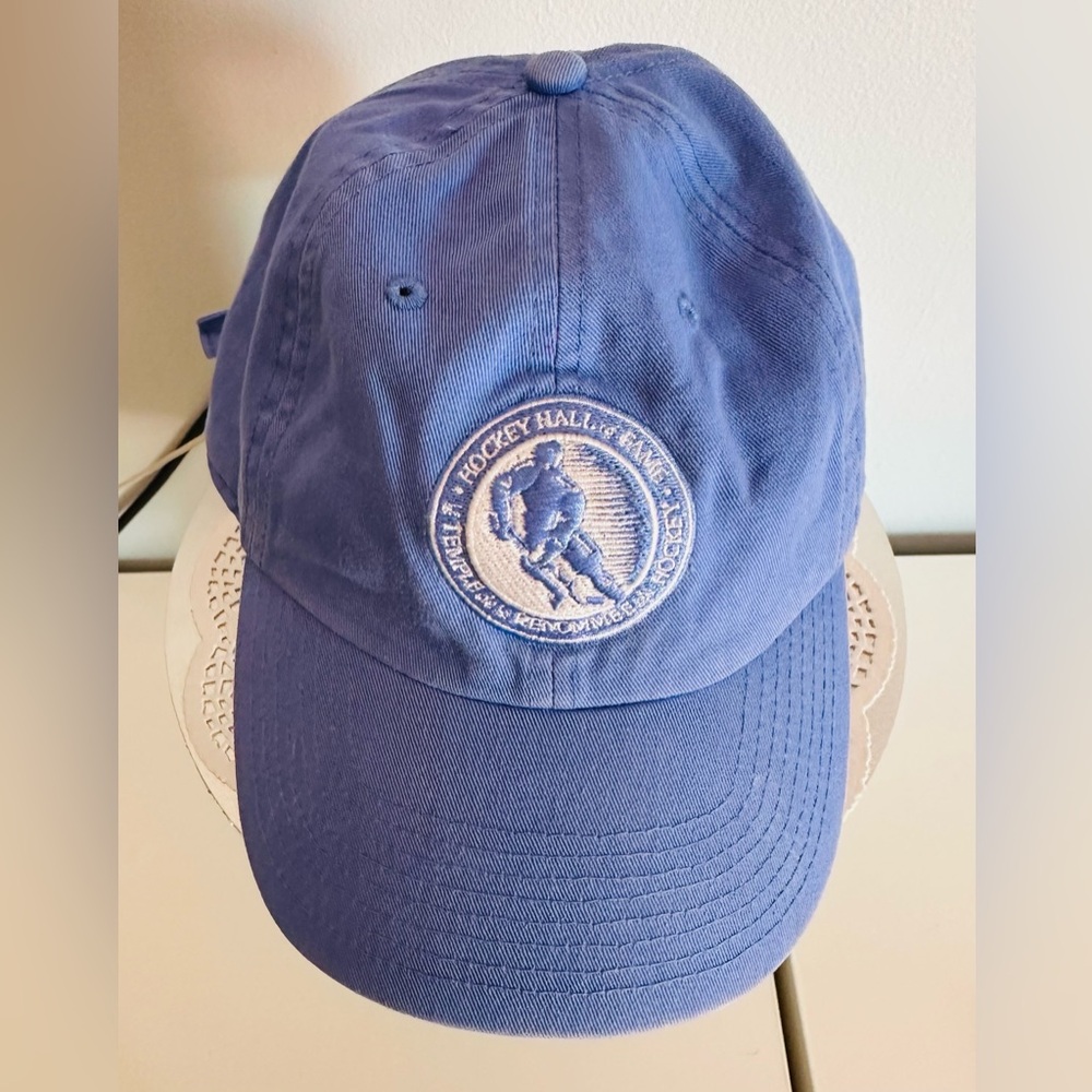 NHL HOCKEY HALL OF FAME CAP- light blue WOMENS NWOT